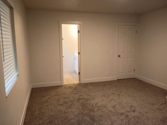 1760 N 400 E in North Logan, UT - Building Photo - Building Photo