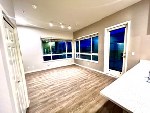 2330 Yakima Ct in Tacoma, WA - Building Photo - Building Photo