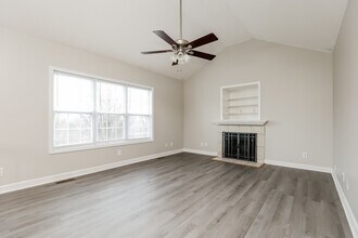 829 Buckhorn Dr in Clarksville, TN - Building Photo - Building Photo