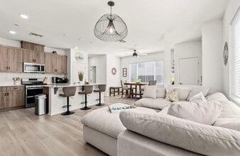 359 Sweet Pl in Fallbrook, CA - Building Photo - Building Photo