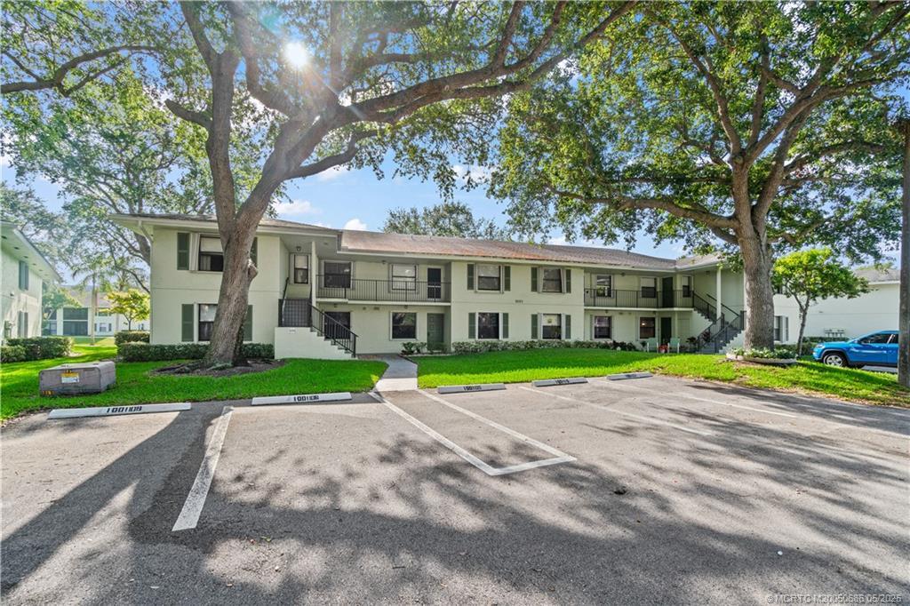 1001 Sabal Ridge Cir in Palm Beach Gardens, FL - Building Photo