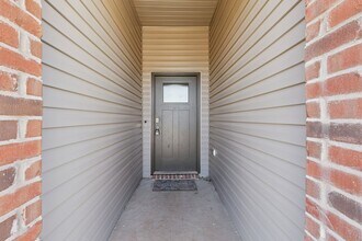 7512 NW 144th Cir in Oklahoma City, OK - Building Photo - Building Photo