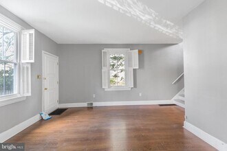 40 W Southampton Ave in Philadelphia, PA - Building Photo - Building Photo