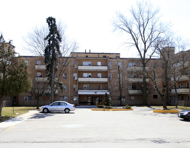 Gardenview Terrace in Toronto, ON - Building Photo - Building Photo