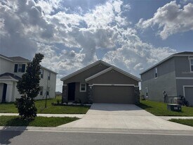 32909 Osprey Peak Wy in San Antonio, FL - Building Photo