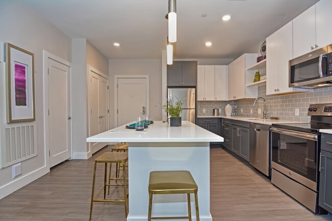 Orpheum Apartments in Dover, NH - Building Photo - Building Photo