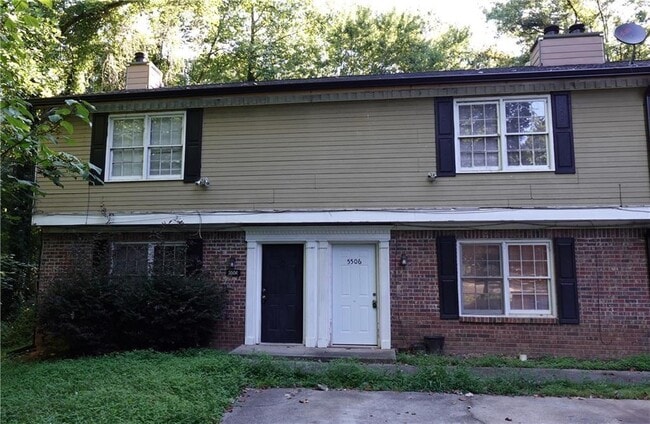 property at 5504 Estates Ct