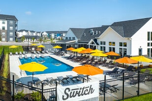 Switch Apartments in Kansas City, KS - Building Photo