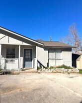 6910 Circle S Rd in Austin, TX - Building Photo