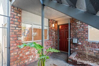 669 33rd St in Oakland, CA - Building Photo - Building Photo