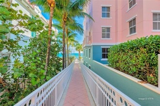 2051 SE 3rd St in Deerfield Beach, FL - Building Photo - Building Photo