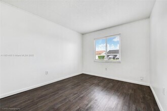 17188 SW 144th Pl in Miami, FL - Building Photo - Building Photo
