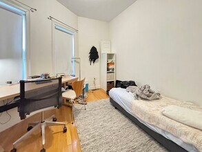 51 Dimick St in Somerville, MA - Building Photo - Building Photo
