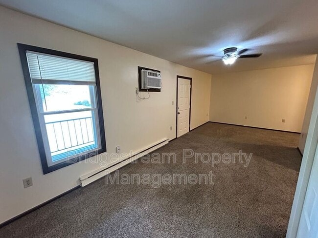 property at 7123 N Springboro Pike