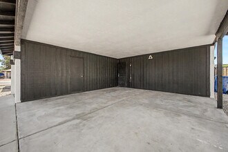 935 W Santa Cruz Dr in Tempe, AZ - Building Photo - Building Photo