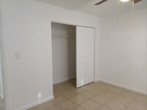 12411 Oak Cedar Pl in Tampa, FL - Building Photo - Building Photo
