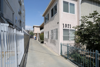 1021 Dewey Ave in Los Angeles, CA - Building Photo - Building Photo