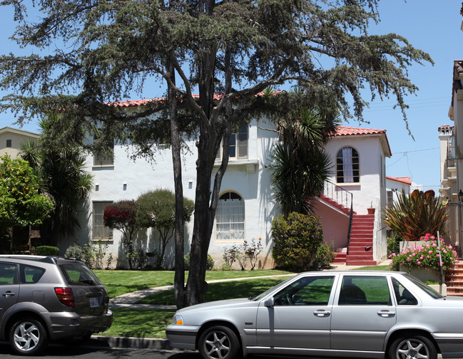 837 9th St in Santa Monica, CA - Building Photo - Building Photo