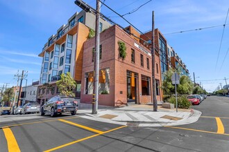 815 Tennessee St, Unit 305 in San Francisco, CA - Building Photo - Building Photo