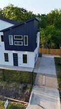7807 Hanna St in Houston, TX - Building Photo - Building Photo