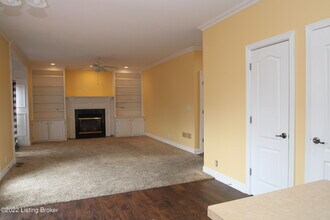 13204 Tucker Lake Dr in Louisville, KY - Building Photo - Building Photo