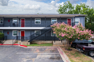 Crestwood in Austin, TX - Building Photo - Building Photo