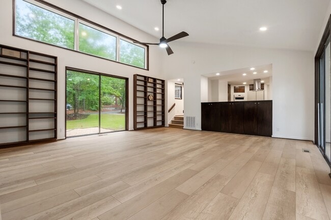 property at 916 Rays Bridge Rd