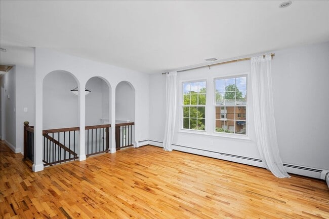 303 Livingston Ave in Mamaroneck, NY - Building Photo - Building Photo