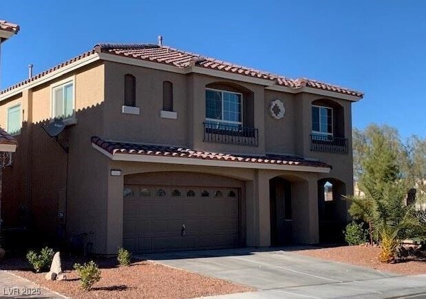 10111 Cascadia Creek St in Las Vegas, NV - Building Photo