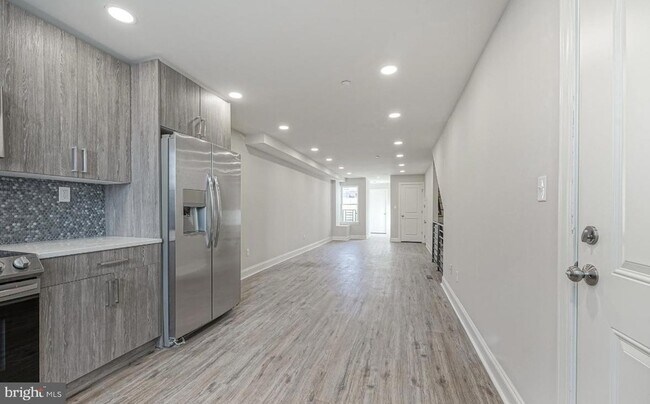 1702 N Gratz St in Philadelphia, PA - Building Photo - Building Photo