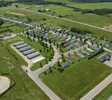 Huron Estates in Cheboygan, MI - Building Photo