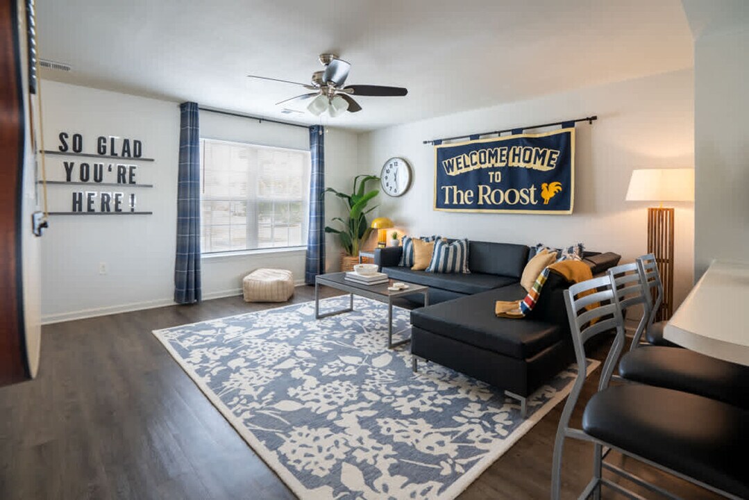 1051 Southern Dr in Columbia, SC - Foto de edificio