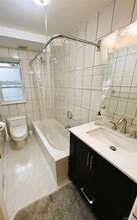 520 E Chester St, Unit 1st fl in Long Beach, NY - Building Photo - Building Photo