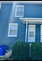 7326 Montgomery Rd in Elkridge, MD - Building Photo