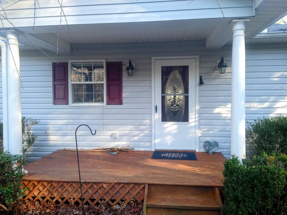138 Quail Walk N in Franklin, NC - Foto de edificio