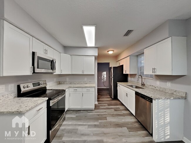 5101 Gracewood Ln in St. Augustine, FL - Foto de edificio - Building Photo