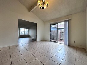 10149-10151 Satow Dr in Sacramento, CA - Building Photo - Building Photo