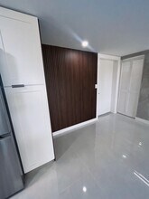 1731 Presidential Way in West Palm Beach, FL - Building Photo - Building Photo
