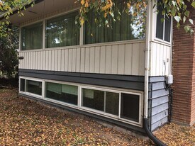 11730 8th Ave S in Seattle, WA - Building Photo