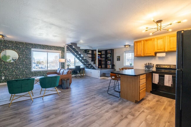 13043 Mountain Crest Cir in Draper, UT - Building Photo - Building Photo