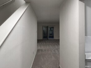 3433 S Burks Ct in Bloomington, IN - Building Photo - Building Photo
