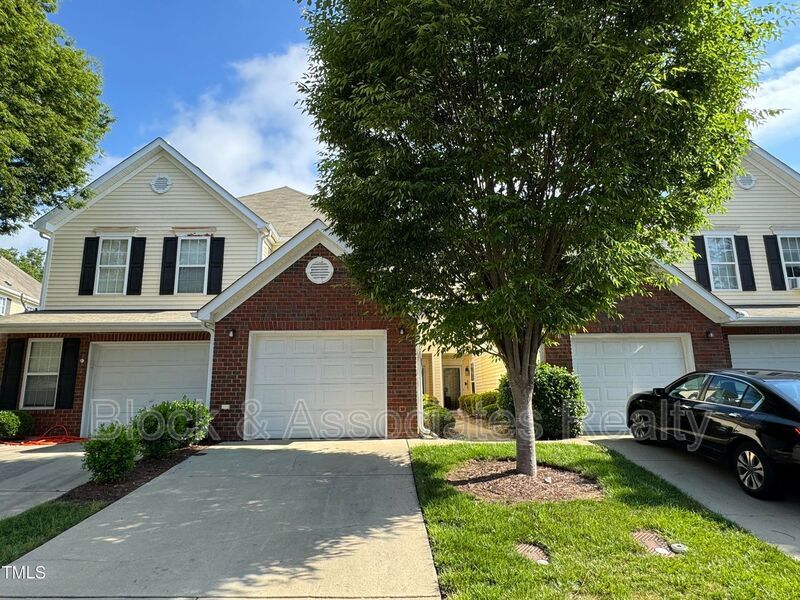 2615 Vega Ct in Raleigh, NC - Building Photo