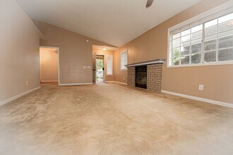 9929 Palo Alto St in Rancho Cucamonga, CA - Building Photo - Building Photo