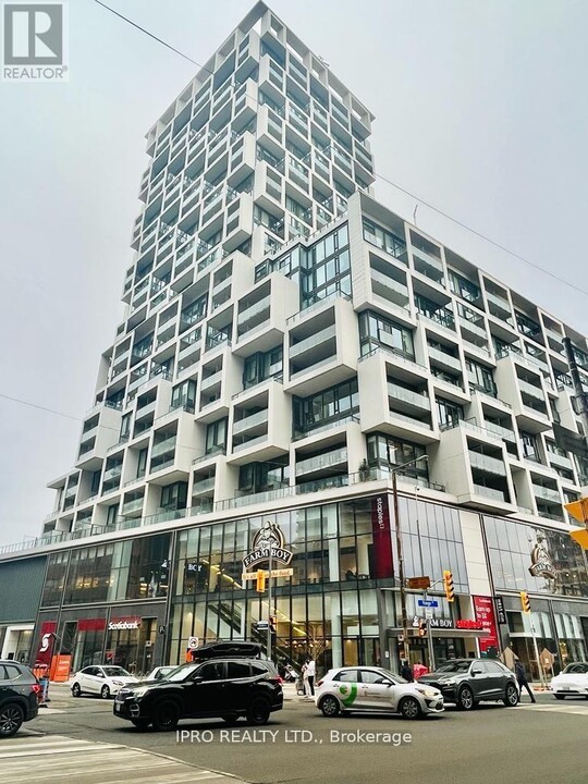 5-805 Soudan Ave in Toronto, ON - Building Photo