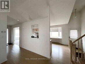 5999 Andrea Dr in Niagara Falls, ON - Building Photo - Building Photo