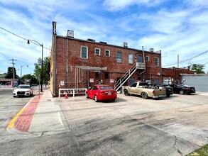 White Street Apartments on Campus Corner in Norman, OK - Building Photo - Building Photo