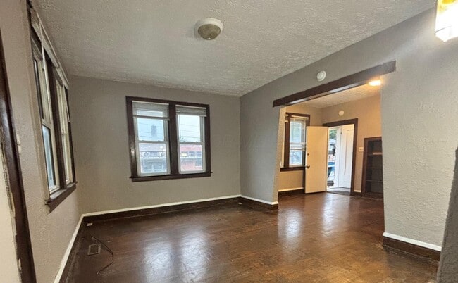 2664 E 5th Ave in Columbus, OH - Building Photo - Building Photo