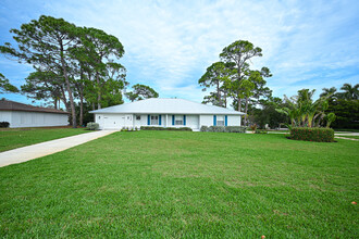 4150 Tarpon Ave in Bonita Springs, FL - Building Photo - Building Photo