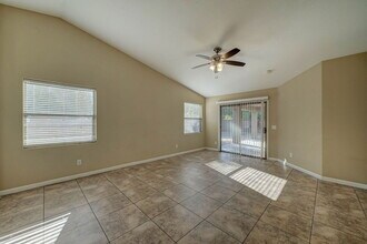 7252 S 46th Ln in Phoenix, AZ - Building Photo - Building Photo