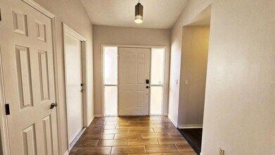 8220 Borgia Ct in Orlando, FL - Building Photo - Building Photo